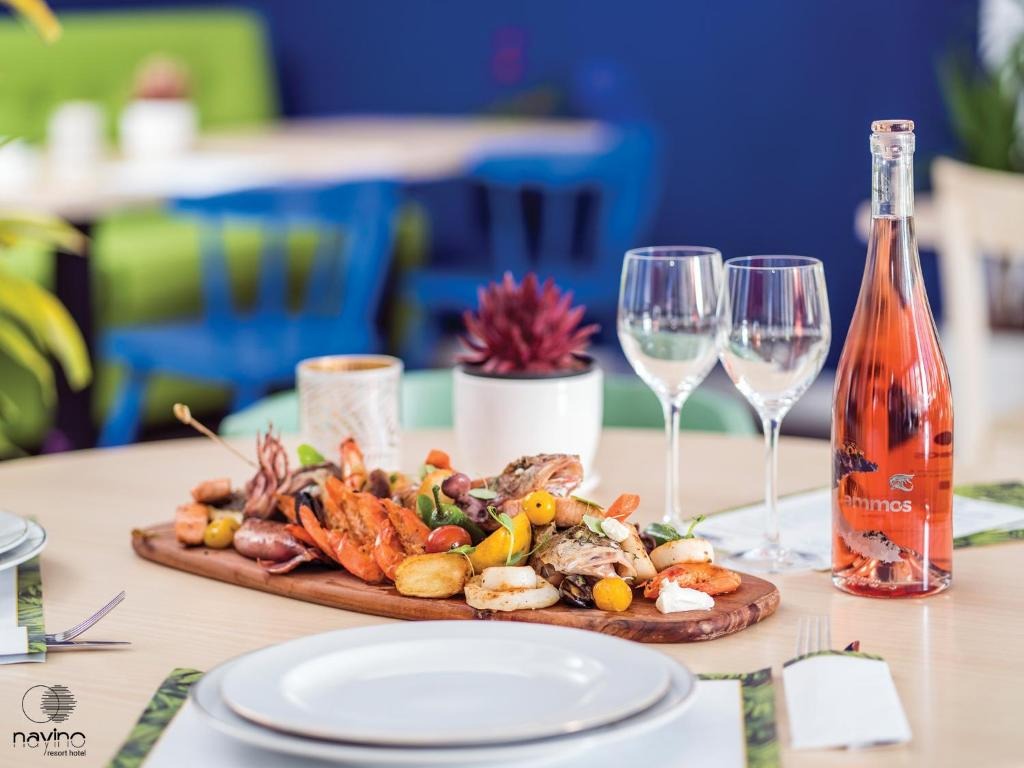 هتل ناینا ریزورت